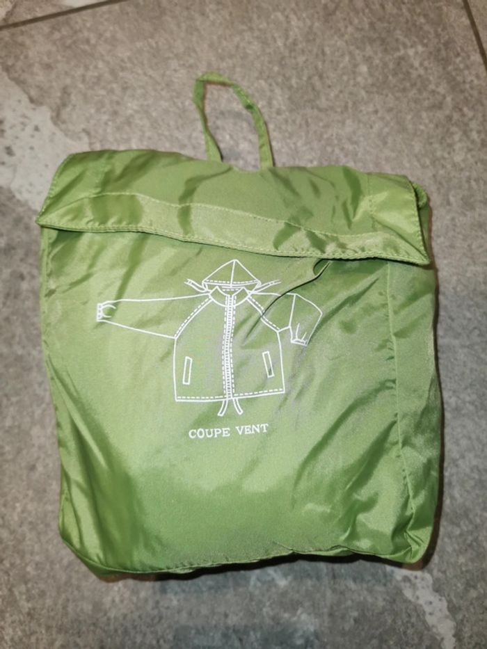 Veste coupe-vent imperméable fille 14 ans comme neuve - photo numéro 5