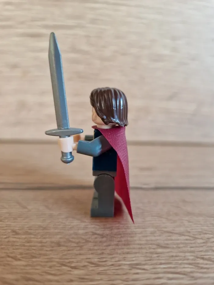 Figurine type lego Aragorn seigneur des anneaux - photo numéro 2