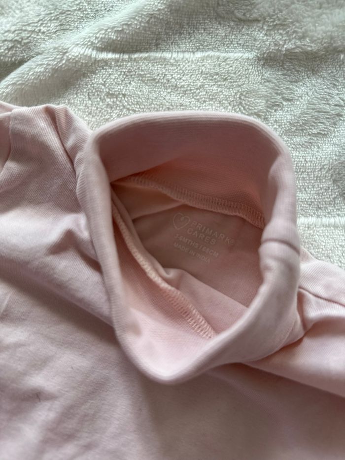 Haut col roulé manches longues rose taille 3-6 mois Primark - photo numéro 4