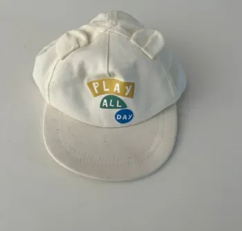 Casquette Primark 12-24 mois – Très bon état