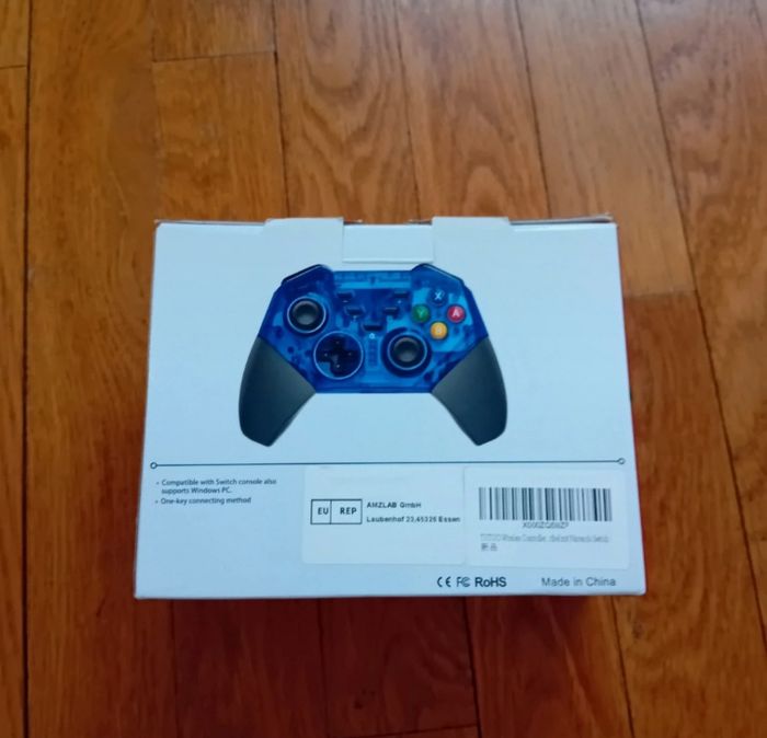 Manette bleue - photo numéro 2