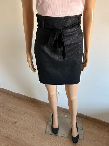Jupe noire pailletée Morgan taille 38 jamais portée (taille petit)