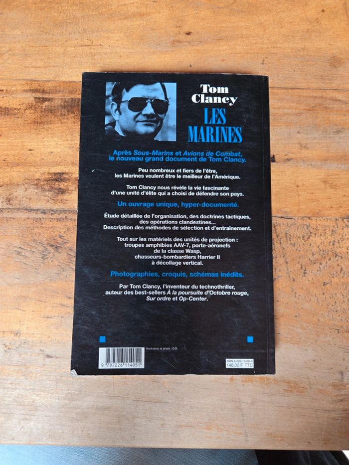 Livre "Les marines" - photo numéro 2