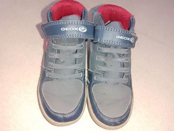 Vends baskets montantes Geox taille 26-27  TBE