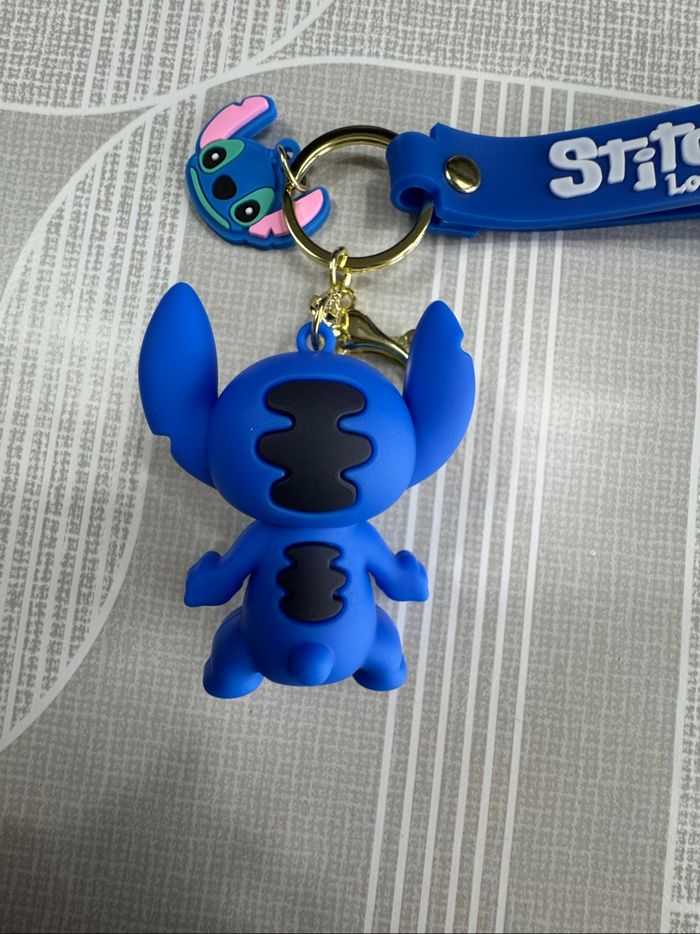 Porte clé stitch bleu 💙 - photo numéro 2