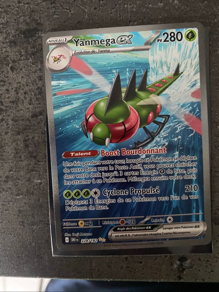 Yanmega 228/182 EV10 pokemon - photo numéro 3