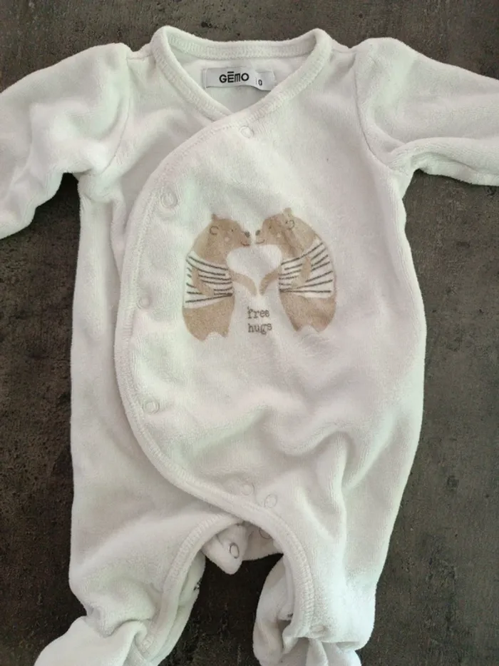 Lot pyjamas naissance - photo numéro 4