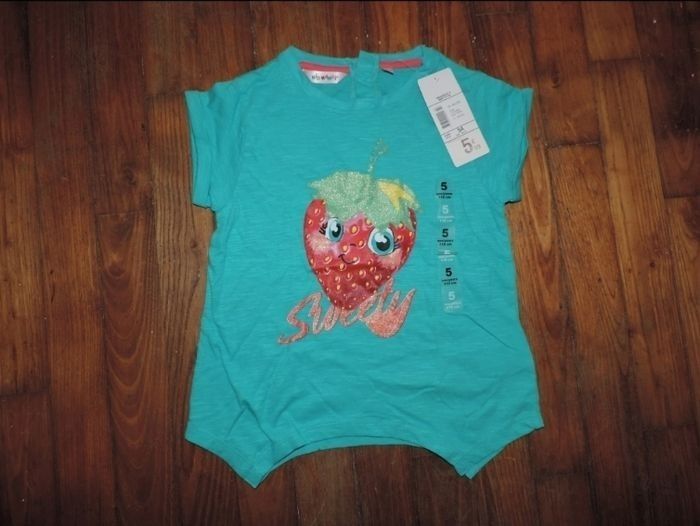 Tee shirt kidkanai neuf taille 5 ans