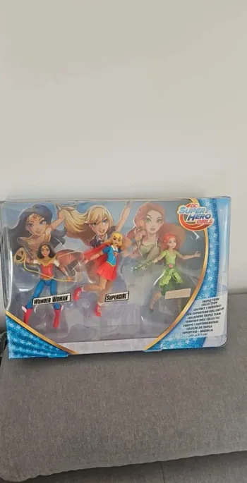 Coffret figurine dc super hero girls