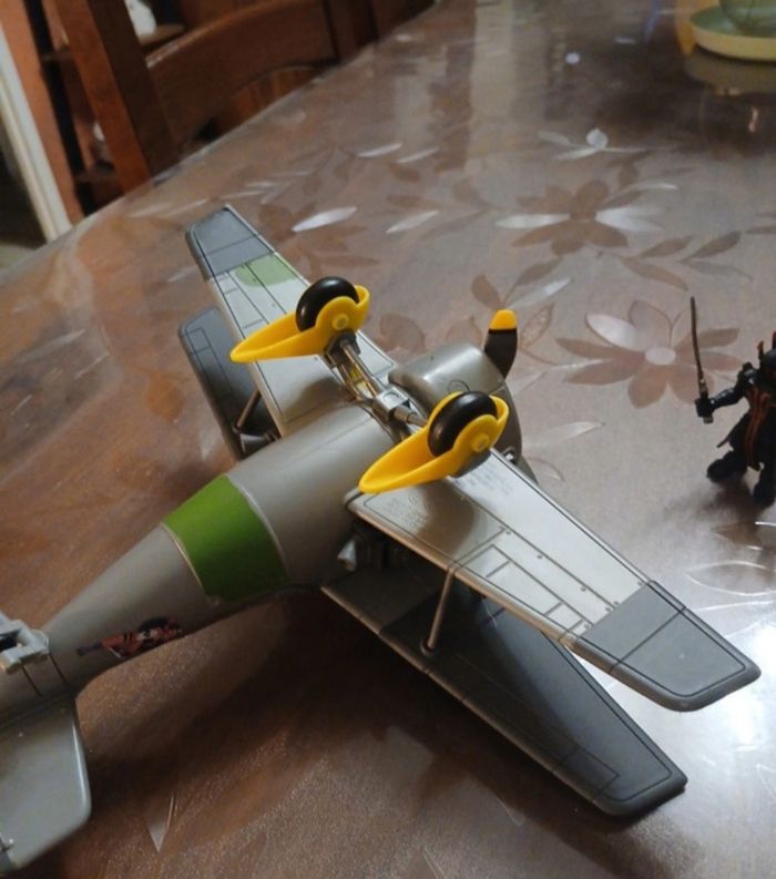 Avion X-4 Aquilon Fortnite - photo numéro 6