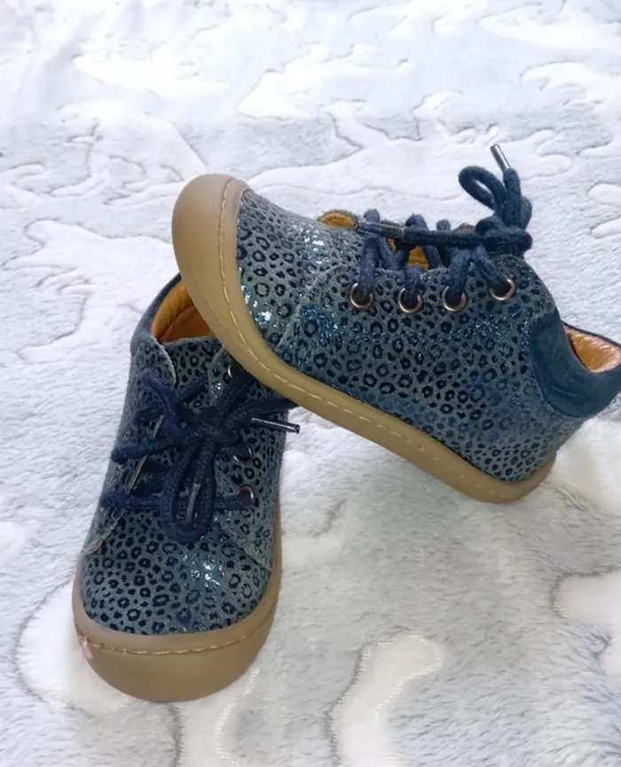 Chaussures style léopard bleu marine à lacets fille taille 22 Vertbaudet - photo numéro 2