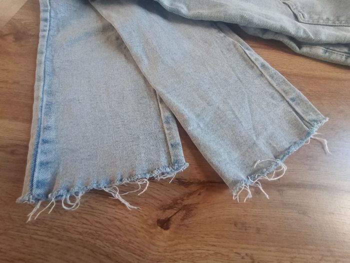 Jean bleu clair taille 32 - photo numéro 4
