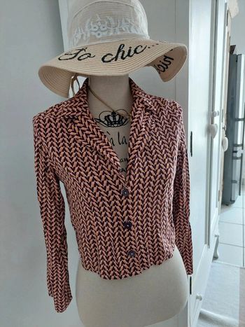 Etat neuf chemise blouse Stradivarius Taille M