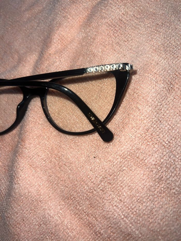 Lunette manque 1 strass . - photo numéro 6