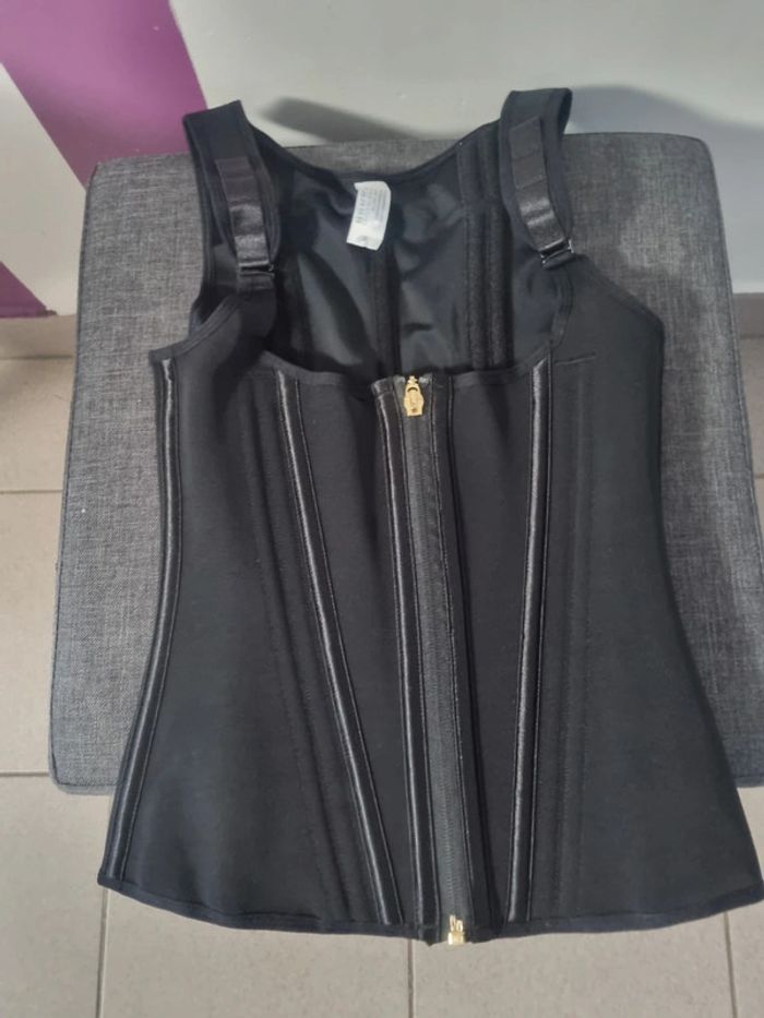 Corset femme taille S - photo numéro 2