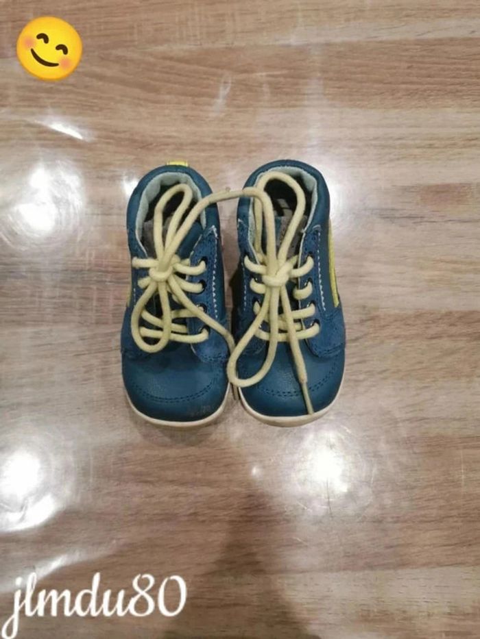 Chaussures 19 - photo numéro 2