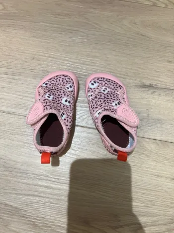 Chaussons bébé taille 20