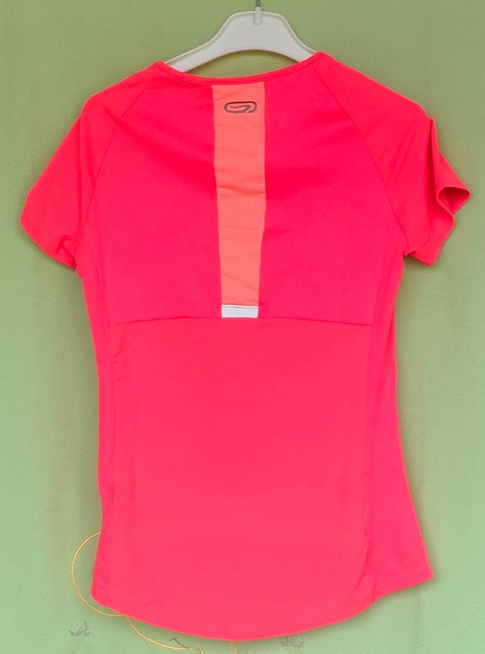 Tee-shirt Decathlon taille 34 - photo numéro 3