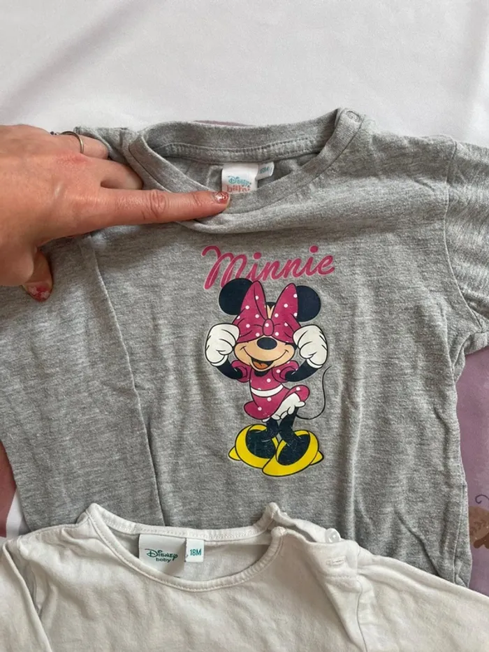 Lot de 2 t-shirts manches longues – Disney Baby – Taille 18 mois - photo numéro 3