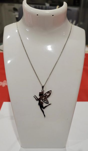 Collier fee argentee neuf