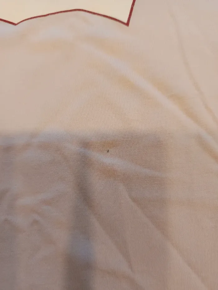 Vends tee-shirt Levi's enfant taille 12 ans . - photo numéro 4