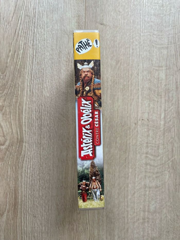 Pathé Astérix et Obélix Contre César Cassette Vidéo VHS Vintage Cinéma Collection Exclusive - photo numéro 2