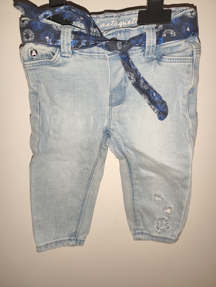 Lot jeans taille 6 mois - photo numéro 9