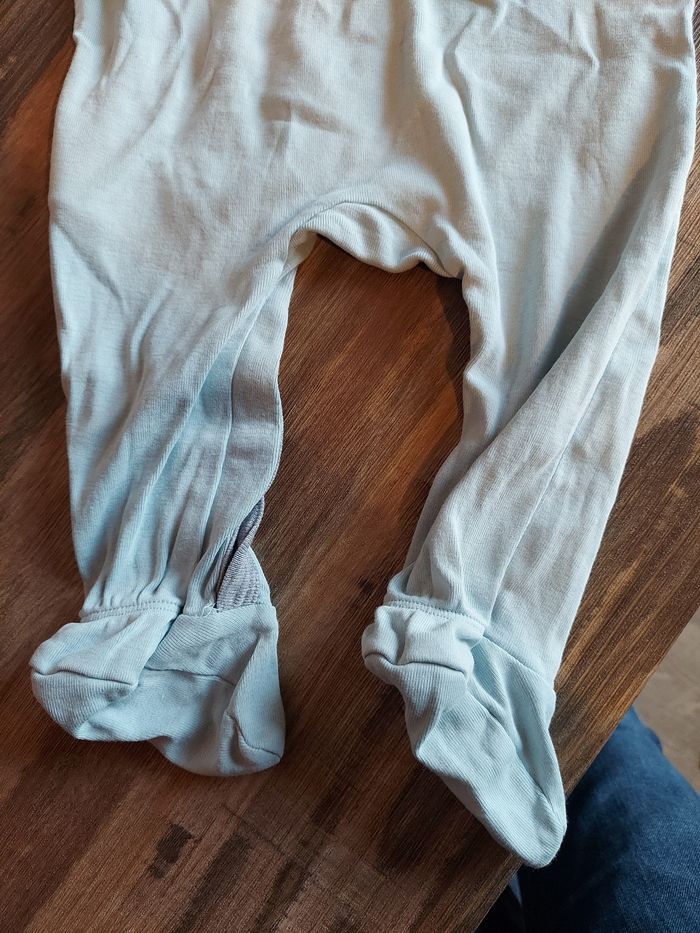 Combinaison looney tunes 4/6mois - photo numéro 10