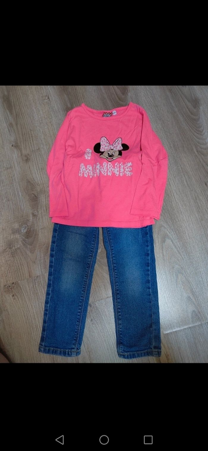 Jean et tee shirt manches longues