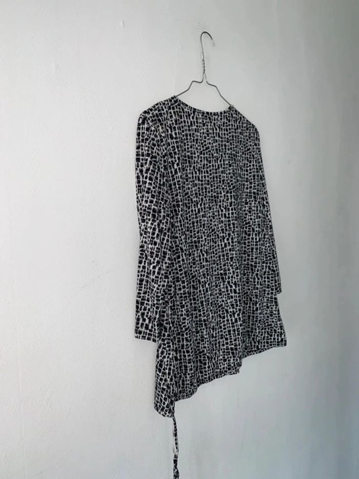 Blouse noire et blanche femme taille 42/44 - photo numéro 5