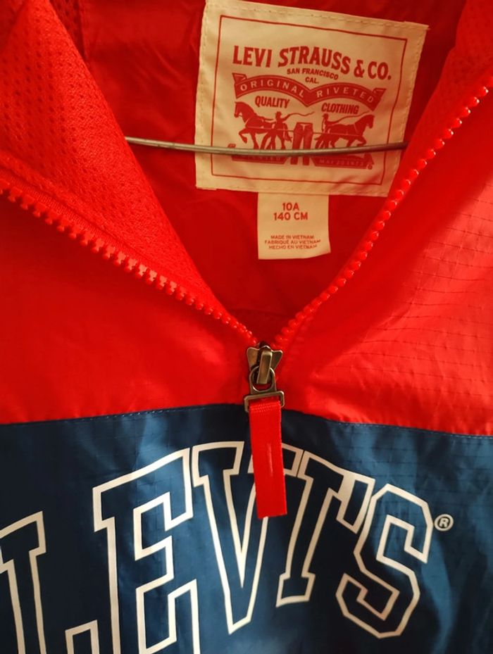 Imperméable levis parfait état 10 ans - photo numéro 3