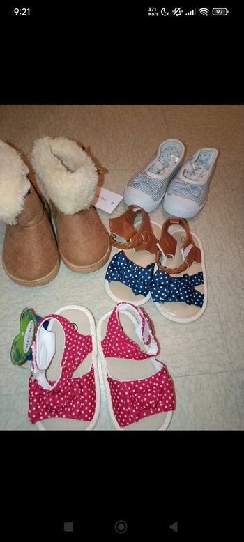 Lot chaussures fille