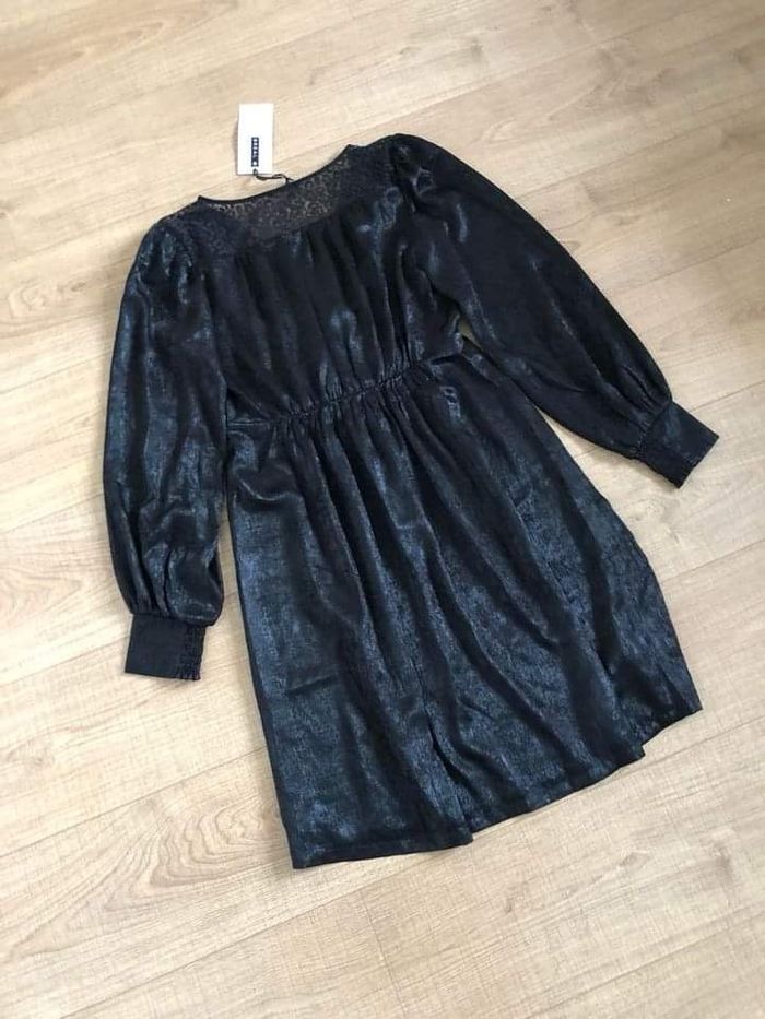 Robe noire neuve à manches longues Breal taille 38 (valeur 60€) - photo numéro 7