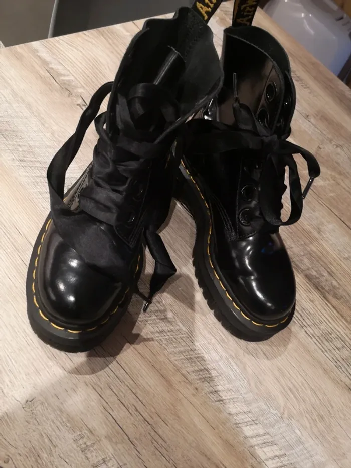 Dr martens molly noir plate-forme femme pointure 37 - photo numéro 8