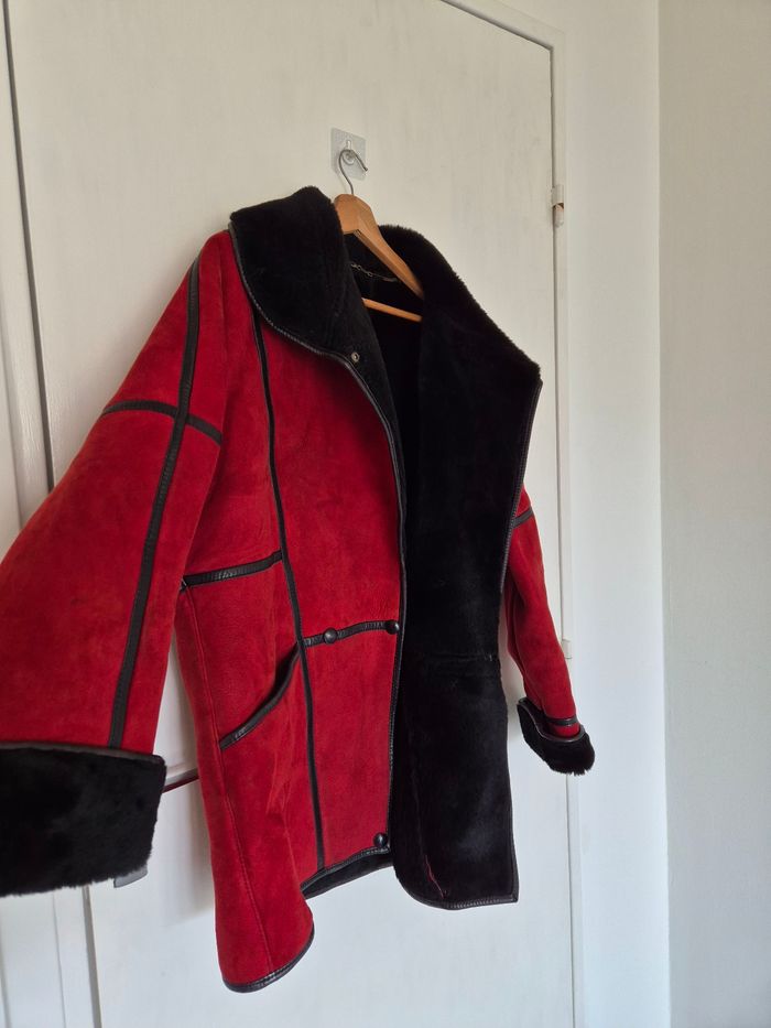 Manteau en peau lainée rouge 100% agneau – Made in France – Taille 40 - photo numéro 5