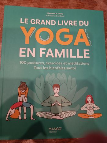 Le grand livre du yoga en famille 