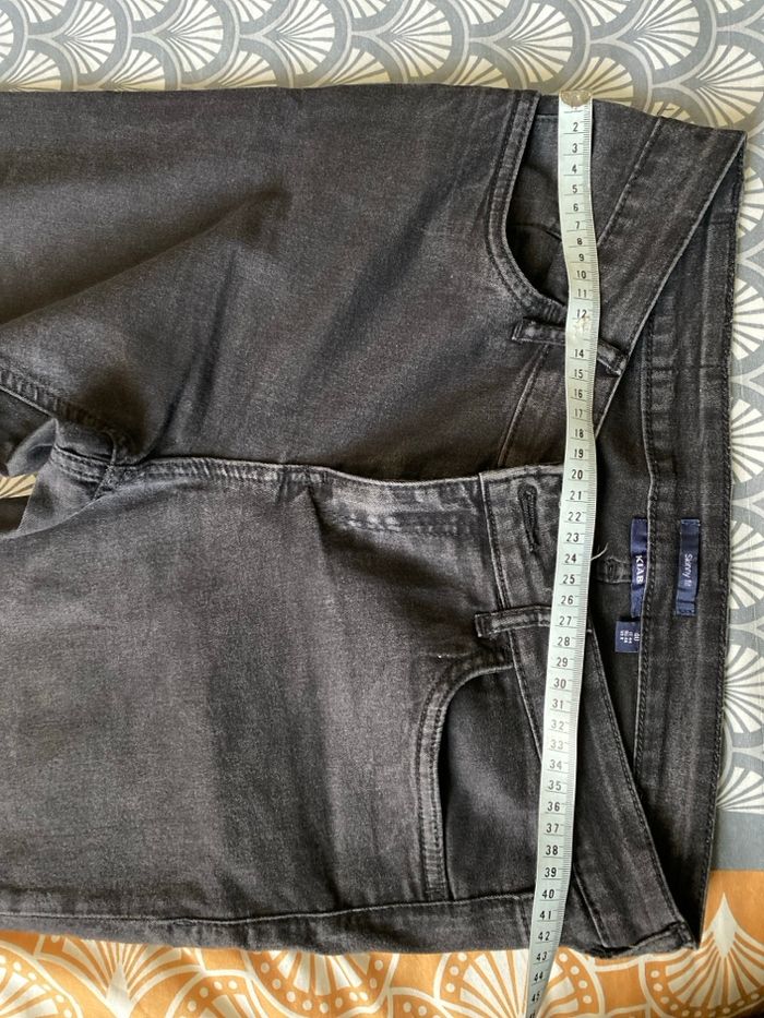 Jean noir 40 - photo numéro 2