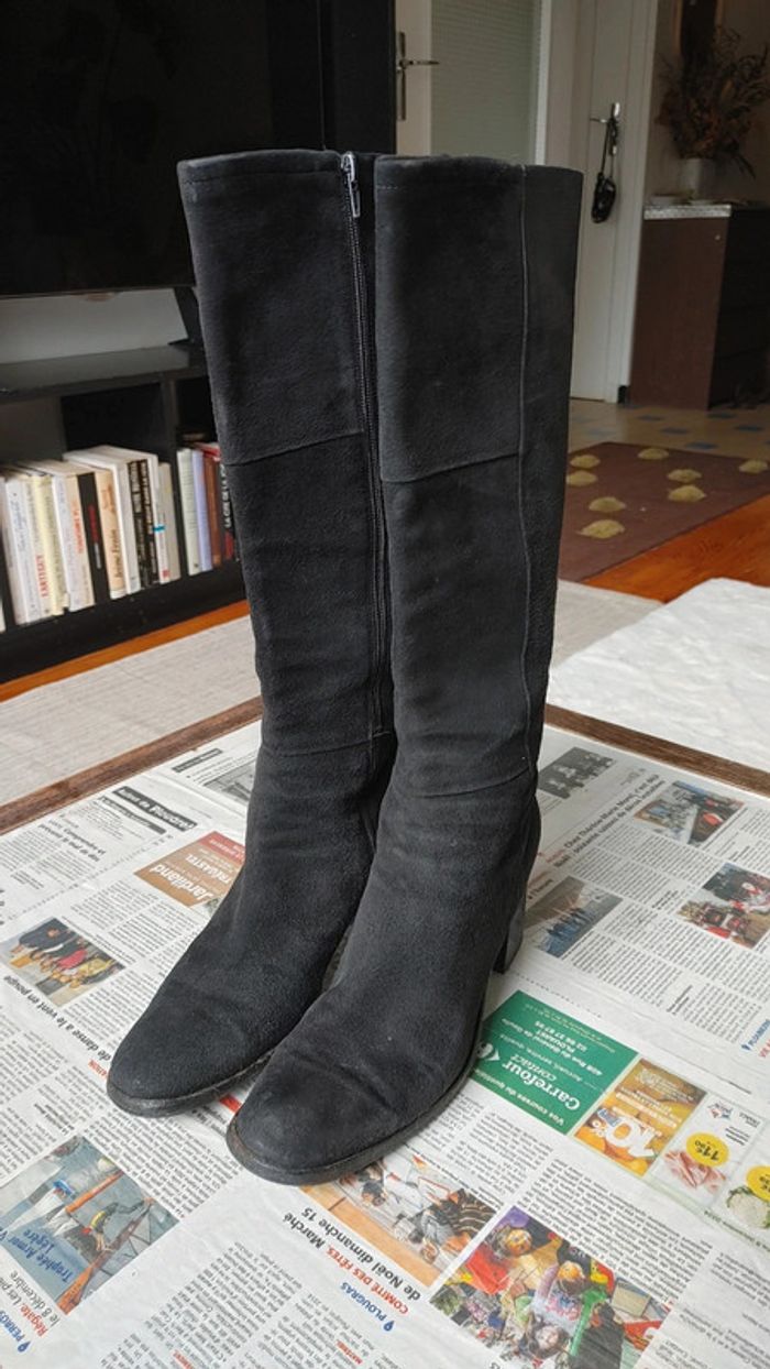 Bottes haute vintage en cuir et daim marque Bally folaga talons carré block bout rond - photo numéro 4