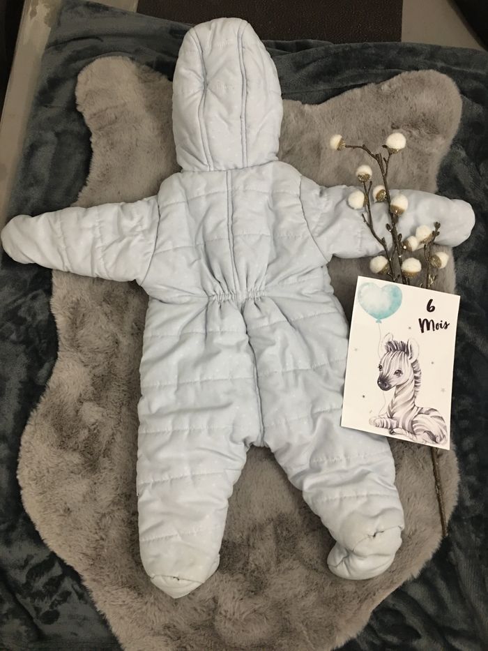 Combinaison 6 mois - photo numéro 2
