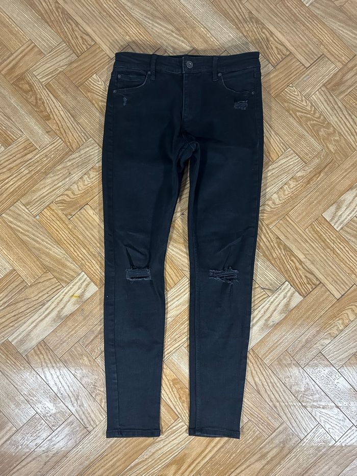 Jean Skinny Bershka Noir Déchiré - photo numéro 1