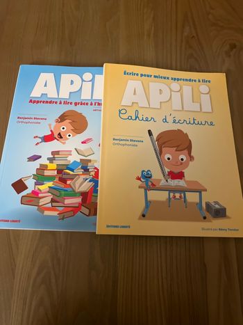 Lot livre Apili