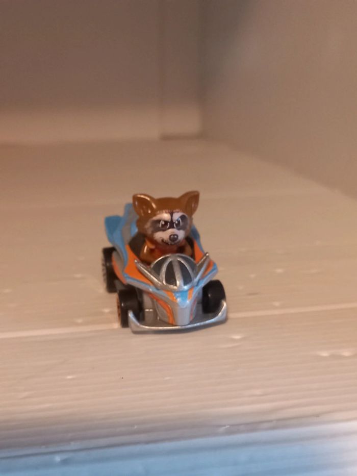 Hotwheel racer verse rocket - photo numéro 3