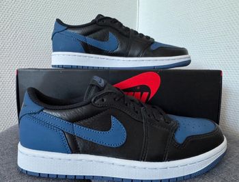 Nike Air Jordan 1