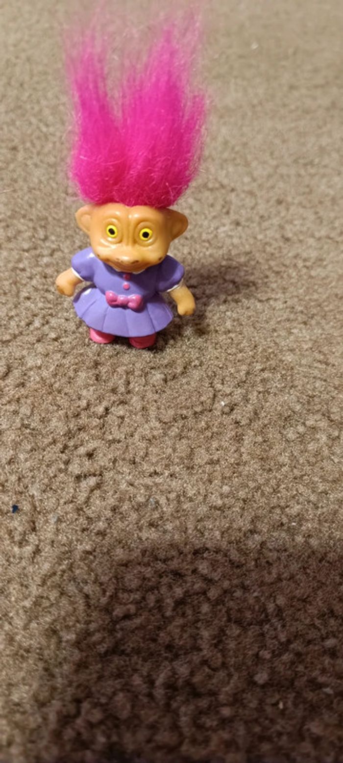 Troll robe violette - photo numéro 2