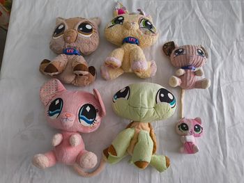 Lot peluches petshops