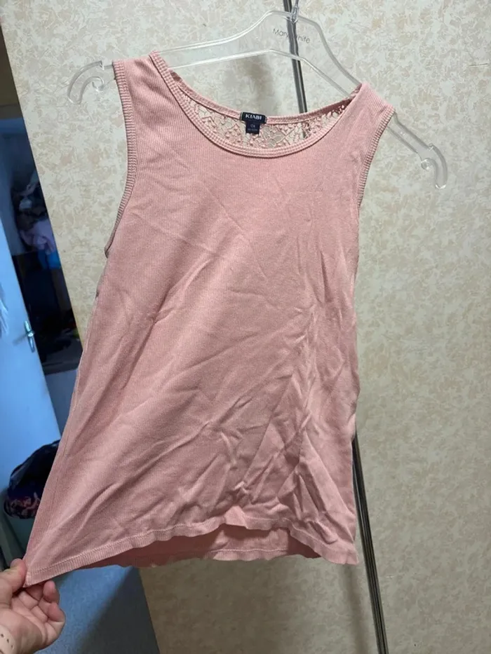 Débardeur taille 12ans marque kiabi