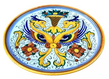Assiette céramique Déruta (Italie) Décor Raphaélesque