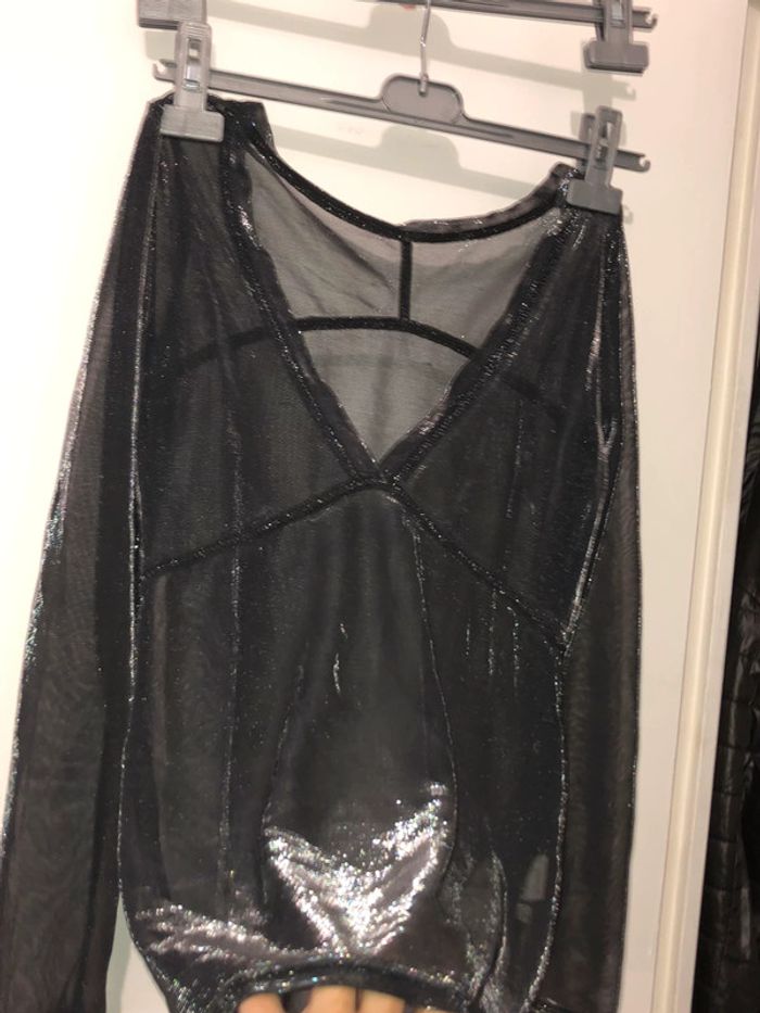 tunique/ blouse translucide noire avec reflets argentés - photo numéro 2