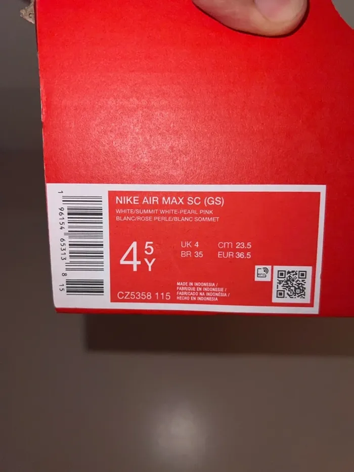 Basket Nike taille 36.5 femme fille - photo numéro 10