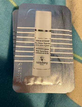 Sisley sérum intensif aux résine tropicale